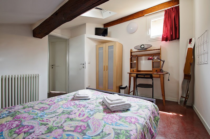 Città Turrita Apartment - Città Turrita Apartment, Via Marsili, 19, 40124 Bologna BO, Italy