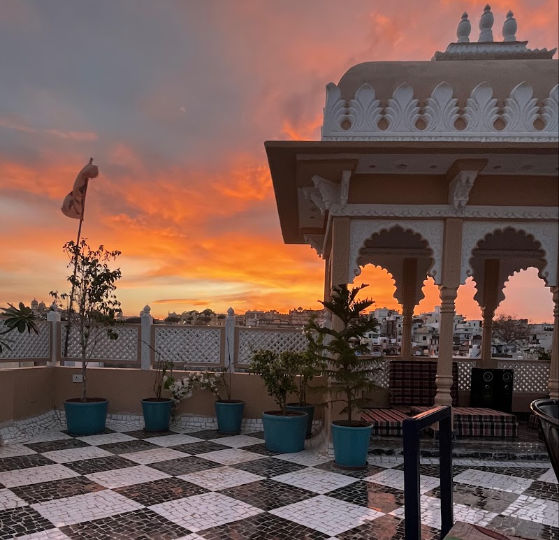 PETAL OF MEWAR - A Luxury Boutique Hotel - PETAL OF MEWAR - A Luxury Boutique Hotel 1, Kalaji Goraji D Rd, Old City, Rao Ji Ka Hata, Udaipur, Rajasthan 313001, India