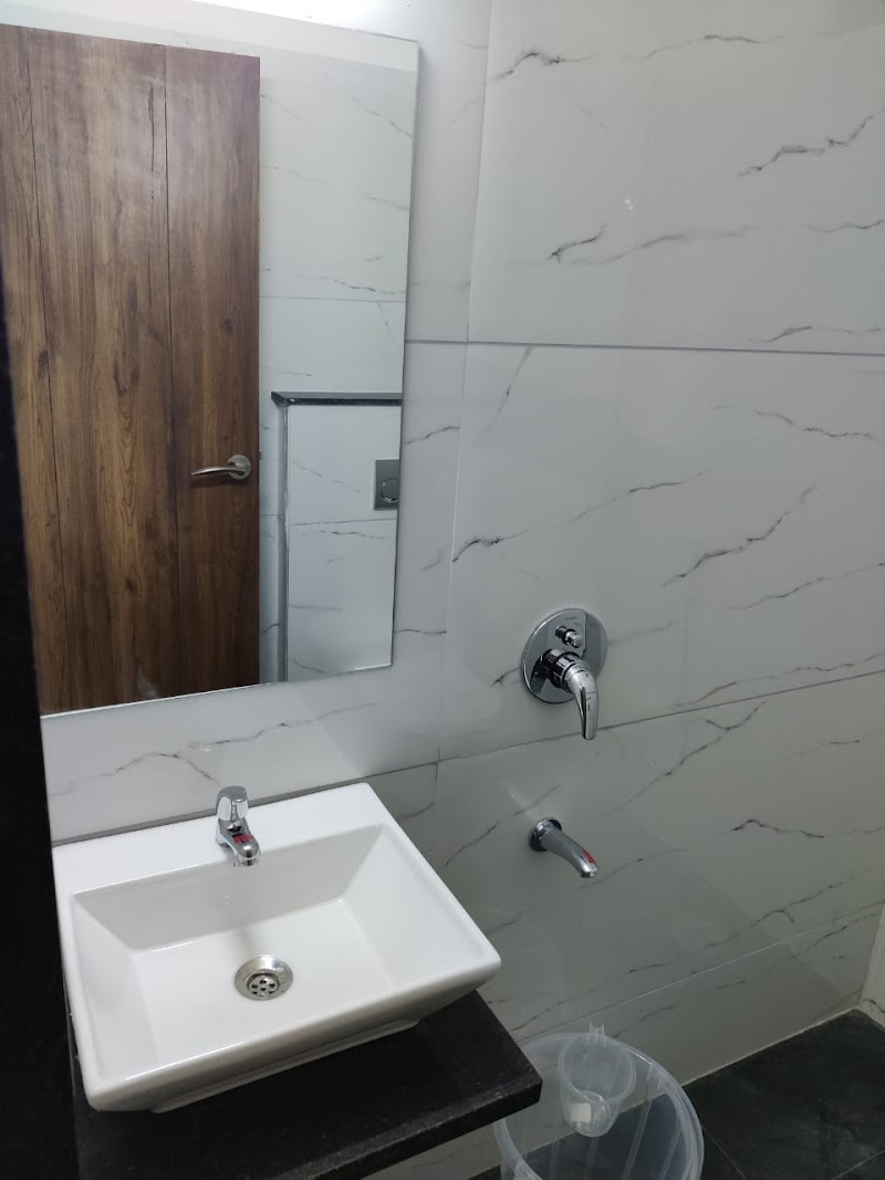 Sky Space Living Luxury Studio Apartments - Sky Space Living Luxury Studio Apartments, 6/F/F-1, S-3, Scheme No 78 - III, Sector F, Slice 3, Aranya Nagar, Scheme 78, Vijay Nagar, Indore, Madhya Pradesh 452010, India
