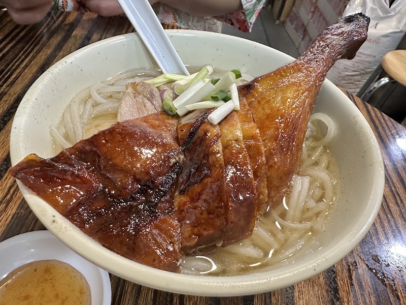 Po Kee BBQ Restaurant - Po Kee BBQ Restaurant 425 Queen's Rd W, Shek Tong Tsui, Hong Kong