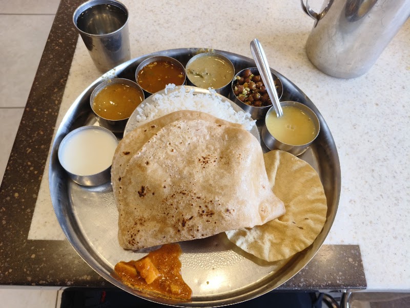 Balaji Restaurant - Balaji Restaurant, 1 - 2, R B, G D, T Building, G T Road, near City Railway Station, Kempegowda, Cottonpete, Bengaluru, Karnataka 560023, India