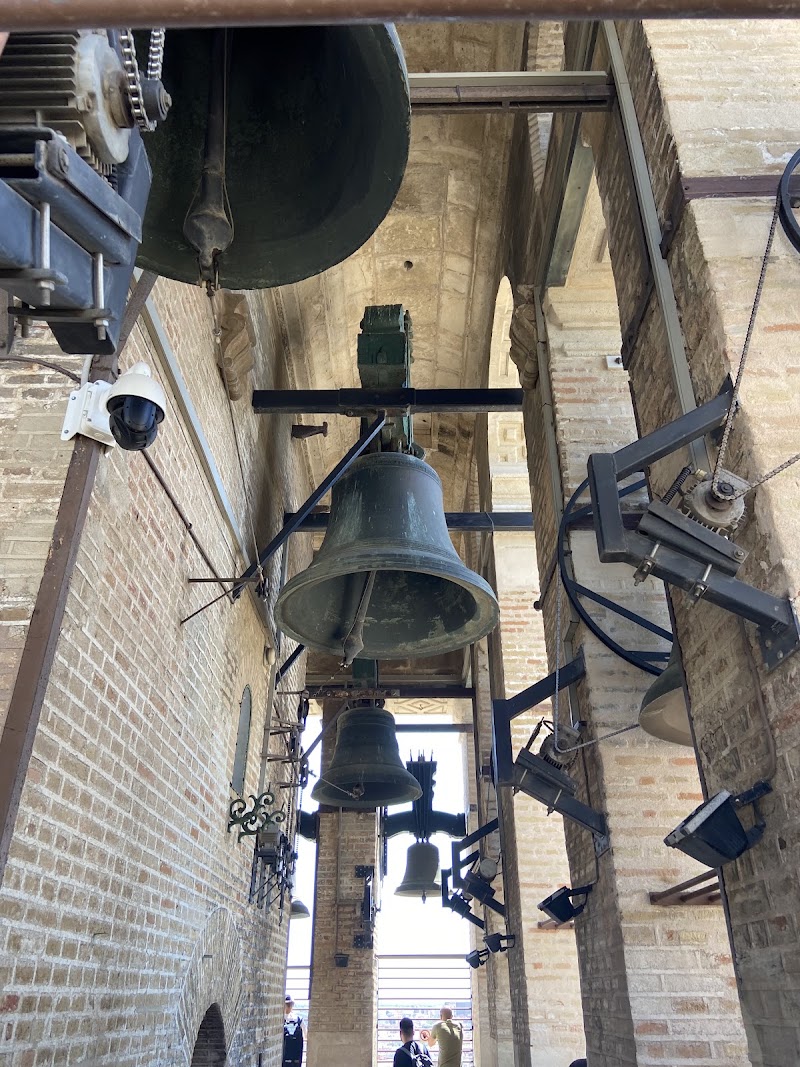 La Giralda - La Giralda Av. de la Constitución, s/n, Casco Antiguo, 41004 Sevilla, Spain