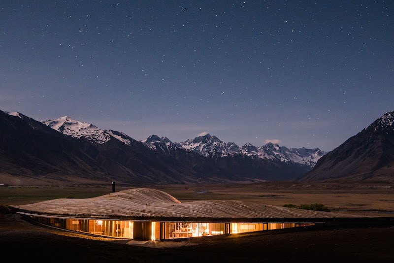 The Lindis Lodge - The Lindis Lodge, 1490 Birchwood Road, Ahuriri Valley 9412, New Zealand