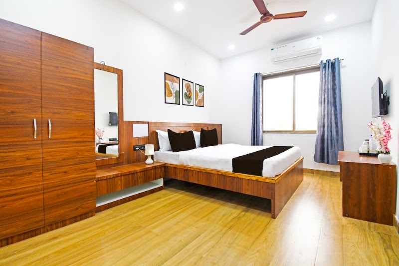 Super Hotel O by OYO Mana Camp Near Airport - Super Hotel O by OYO Mana Camp Near Airport Airport Rd, Chowk, Mana Camp, Temri, Raipur, Chhattisgarh 492015, India