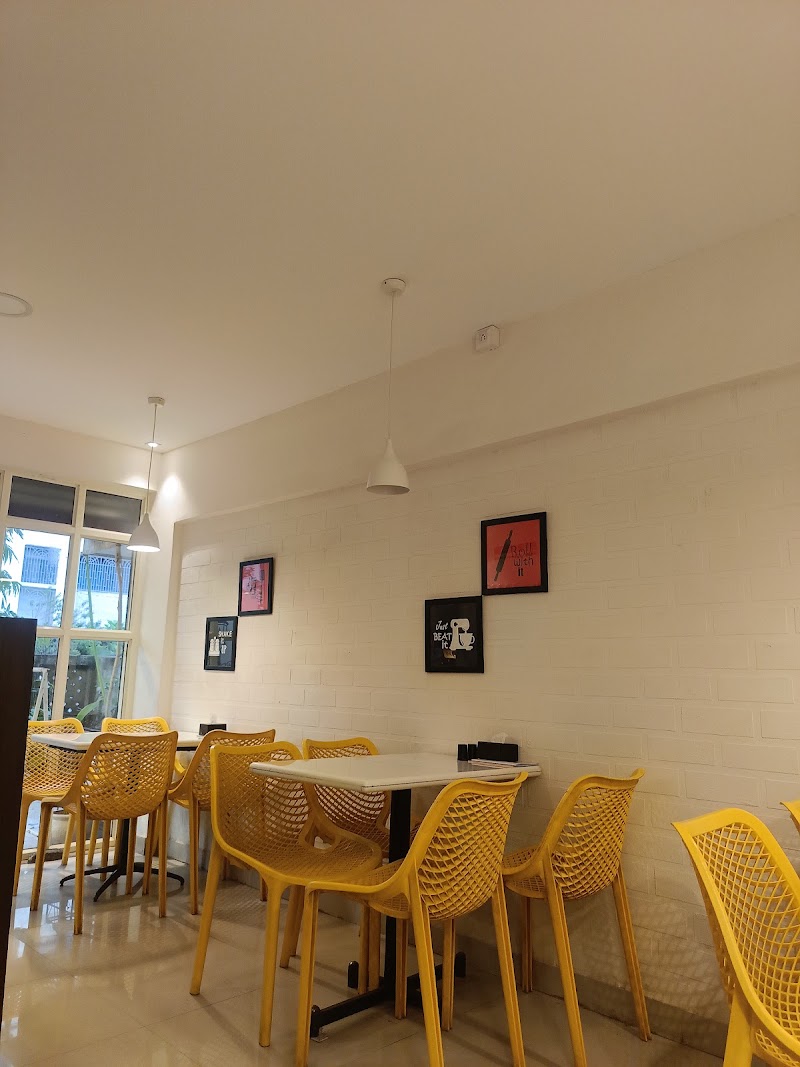 Grub Box Cafe & Bistro - Grub Box Cafe & Bistro Grub Box Cafe And Bistro, Row house.06, Suyesh Apt, Sector -02, New Panvel East, Panvel, Maharashtra 410206, India