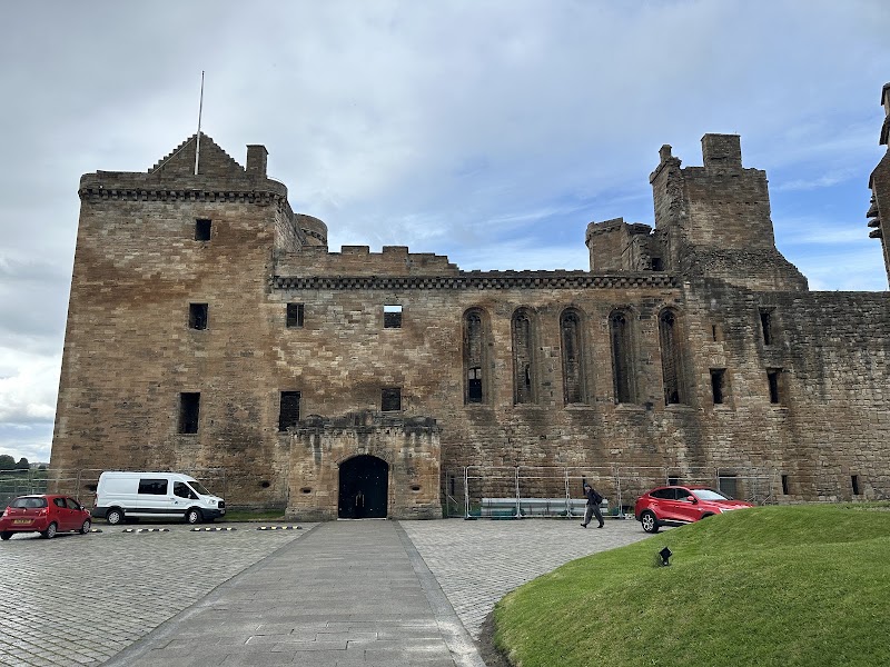 Linlithgow Palace - Linlithgow Palace, Kirkgate, Linlithgow EH49 7AL, UK