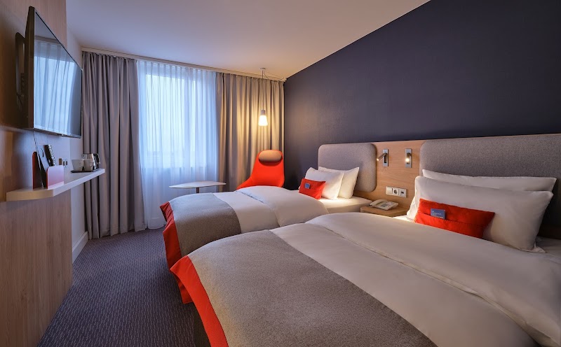 Holiday Inn Express Cologne - Muelheim by IHG - Holiday Inn Express Cologne - Muelheim by IHG Tiefentalstraße 72, 51063 Köln, Germany
