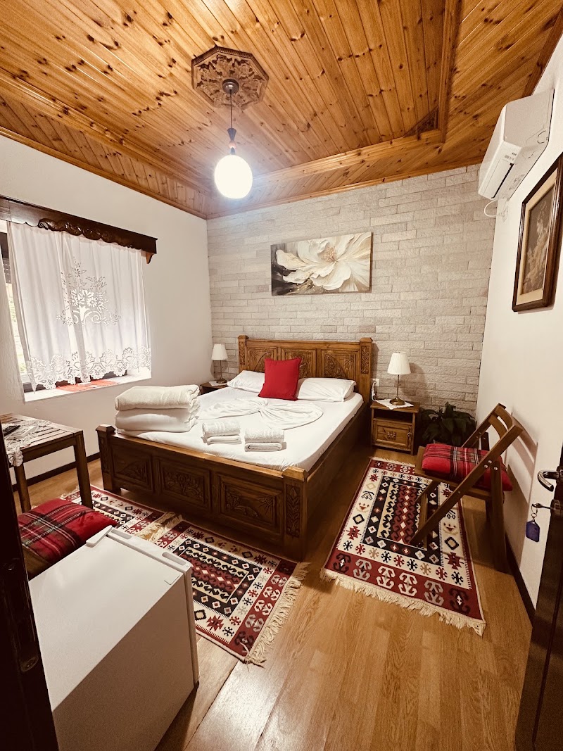 Kore Guest House - Kore Guest House Familia Kore، Rruga Ismail Kadare, Gjirokastër 6001, Albania