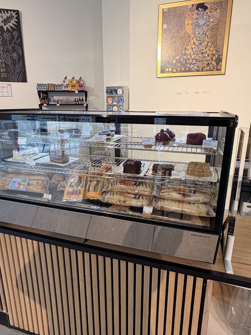 A. Central Shop & Cafe - A. Central Shop & Cafe Bloch-Bauer-Promenade 4/1A, 1100 Wien, Austria