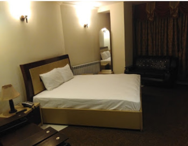 Hotel Ambassador Inn - Hotel Ambassador Inn Plot 1-C, G, 6 1-1, near Qatar Visa Centre, G-6/1 G 6/1 G-6, Islamabad, 44000, Pakistan