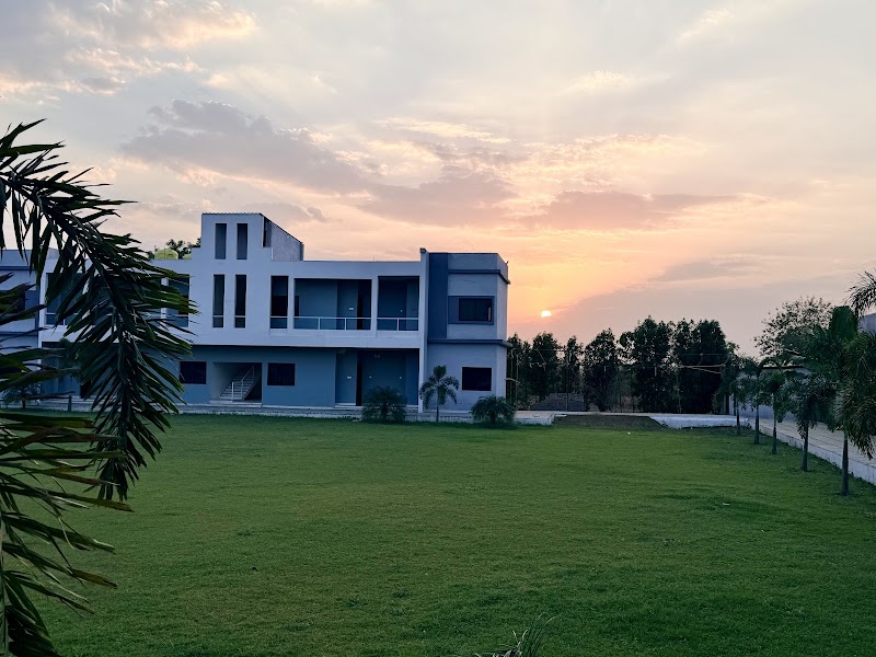 Lotus resort and hotel - Lotus resort and hotel, 7Q5R+298, Dorli (Bk), Maharashtra 441502, India