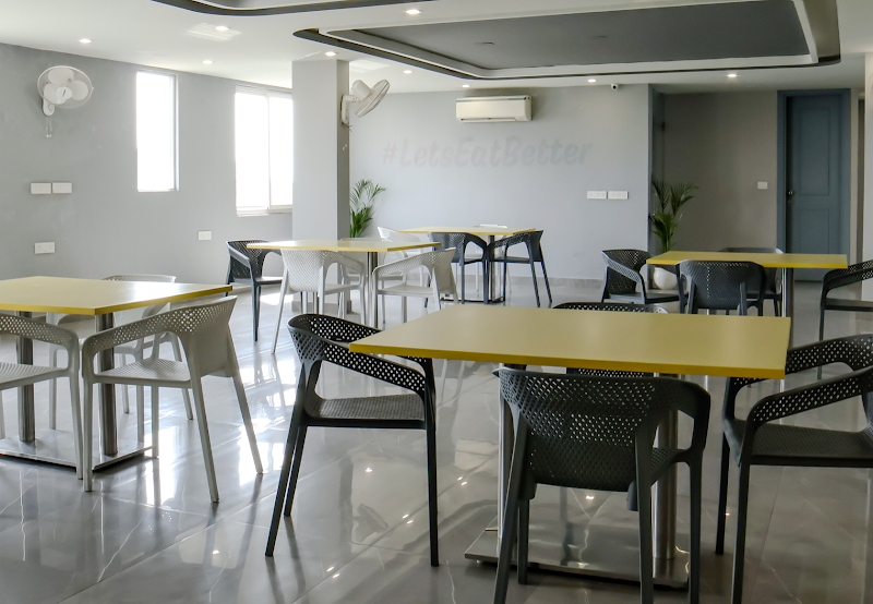 Housr Sector 38 - Housr Sector 38 232, near, bakhtawar chowk, Medicity, Islampur Colony, Sector 38, Gurugram, Haryana 122018, India