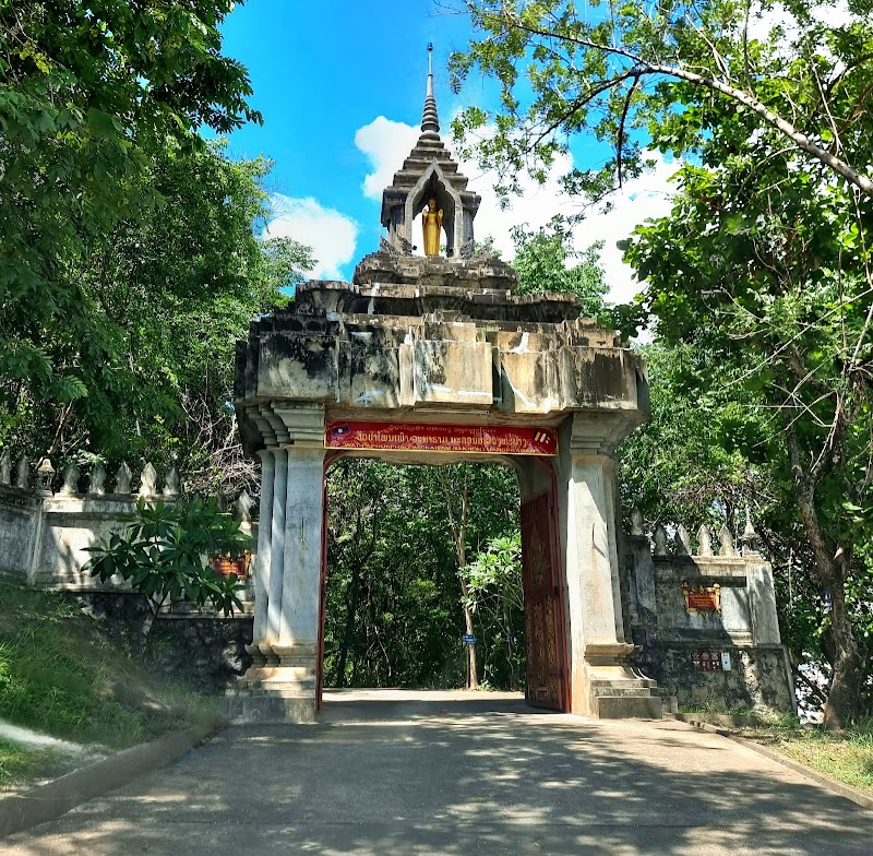 Wat Pa Phon Phao - Wat Pa Phon Phao, V5M2+67F, 13, Luang Prabang, Laos
