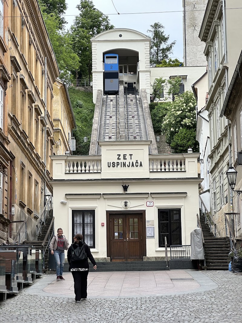 Funicular - Downtown - Funicular - Downtown Ul. Josipa Eugena Tomića 7A, 10000, Zagreb, Croatia