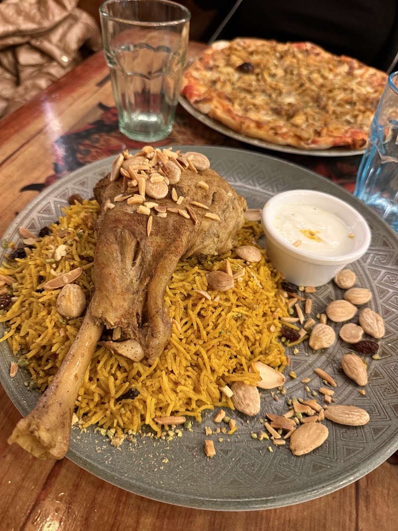 Al Arabiya Restaurant & Cafe - Al Arabiya Restaurant & Cafe Carrer dels Escudellers, 25, Ciutat Vella, 08002 Barcelona, Spain