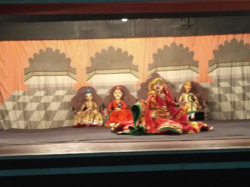 Bhartiya Lok Kala Mandal - Bhartiya Lok Kala Mandal Bhartiya Lok Kala Mandir, Near, Chetak Cir, Madhuban, Udaipur, Rajasthan 313004, India