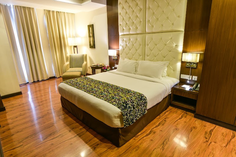 Souvenir Hotel Jaipur - Souvenir Hotel Jaipur Gopalpura Bypass Rd, near Ganga Jamuna Petrol Pump, New Aatish Market, Shanthi Nagar, Mansarovar, Jaipur, Rajasthan 302020, India