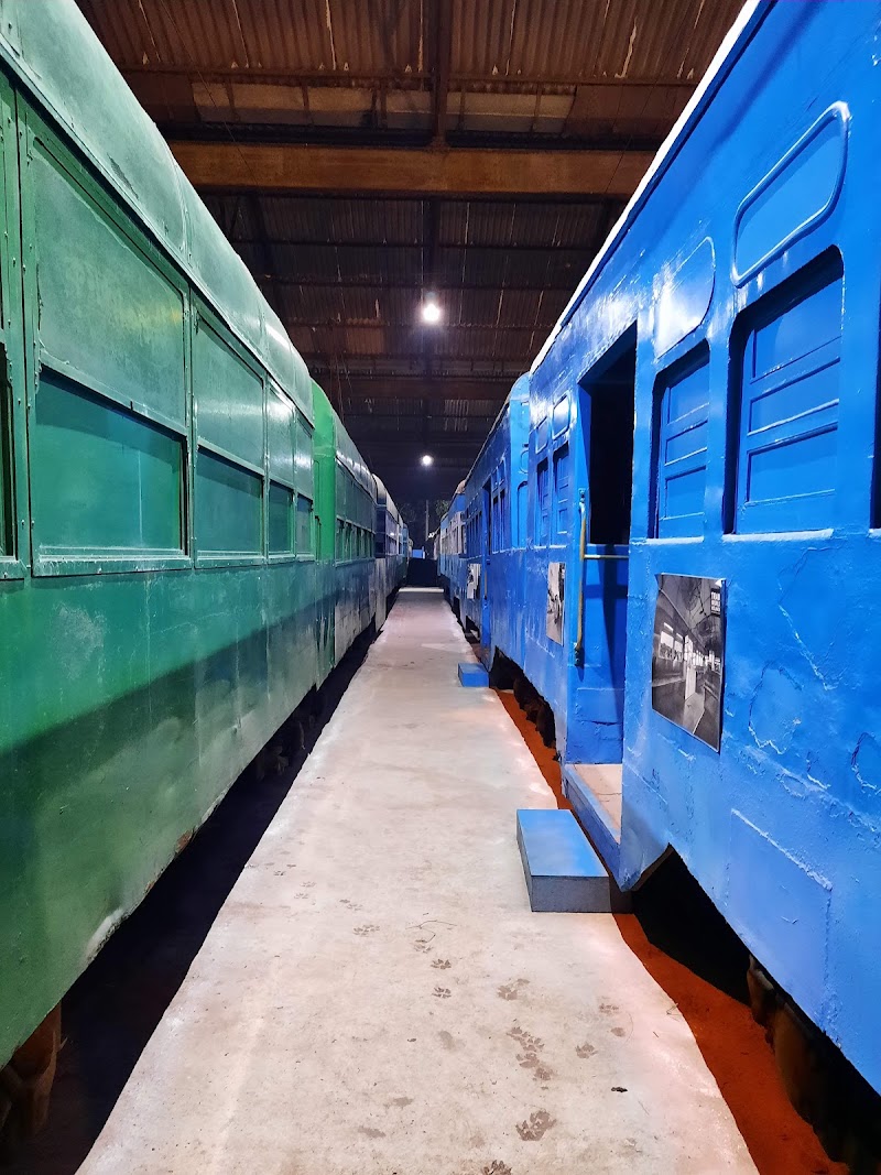 Gariahat Tram - Gariahat Tram, Anil Maitra Rd, Dover Terrace, Ballygunge, Kolkata, West Bengal 700029, India