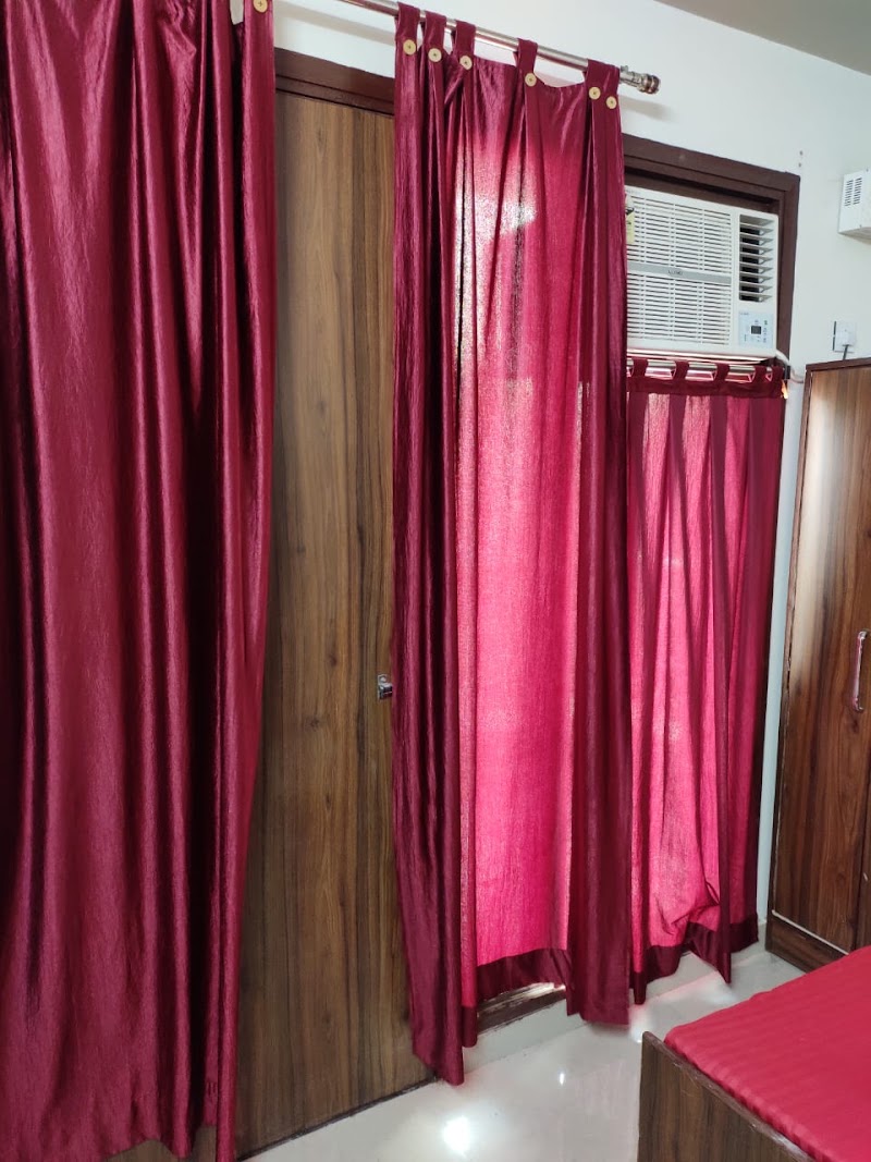 Yash luxury accommodation - Yash luxury accommodation C3W8+8MW, Block C, Sector 45, Gurugram, Haryana 122003, India