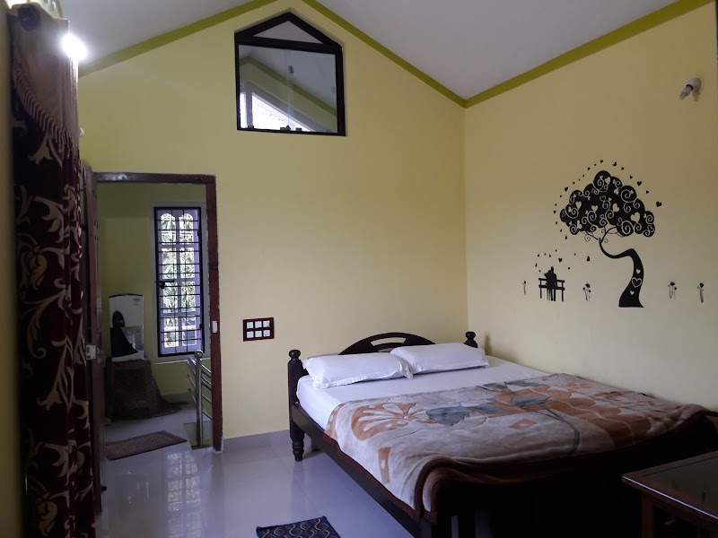 Eshwari inn Homestay - Eshwari inn Homestay Dechoor Rd, behind CVS Workshop, near rajshekar homeneeds, Dechoor, Madikeri, Karnataka 571201, India