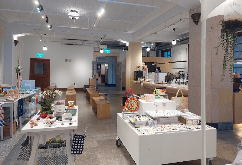 COFFEE TO (國家攝影文化中心門市) - COFFEE TO (國家攝影文化中心門市), 100, Taiwan, Taipei City, Zhongzheng District, Liming Village, 忠孝西路一段70號1樓