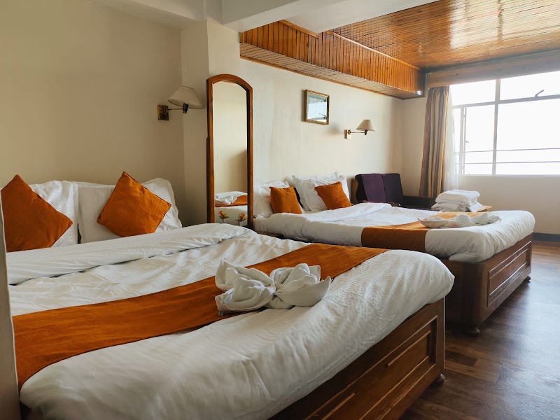 Hotel North Star - Hotel North Star, 26, HD Lama Rd, near Mall Road, Chauk Bazaar, Darjeeling, West Bengal 734101, India