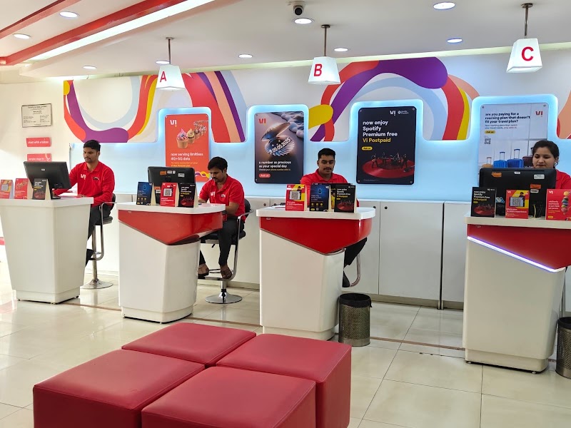 Vi - Vodafone Idea Store - Vi - Vodafone Idea Store, Shop No 3, Kiran Complex, Plot No 94, Jaistambh Chowk, Ganeshram Nagar, Raipur, Chhattisgarh 492001, India