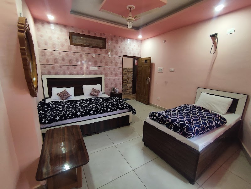 Hotel Parash Palace - Hotel Parash Palace, Barkot, Uttarakhand 249141, India