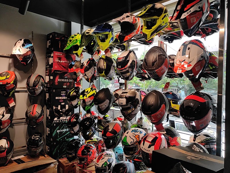 Moto ProGear - Moto ProGear 218, 27th Main Rd, Sector 2, HSR Layout, Bengaluru, Karnataka 560102, India