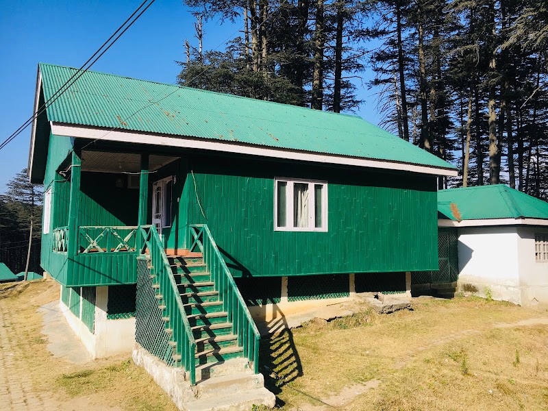 Wood Castle Hotel - Wood Castle Hotel Naag Mandir Road, kassal, 38FM+J4M, morh, Patnitop, Parbal, 182142