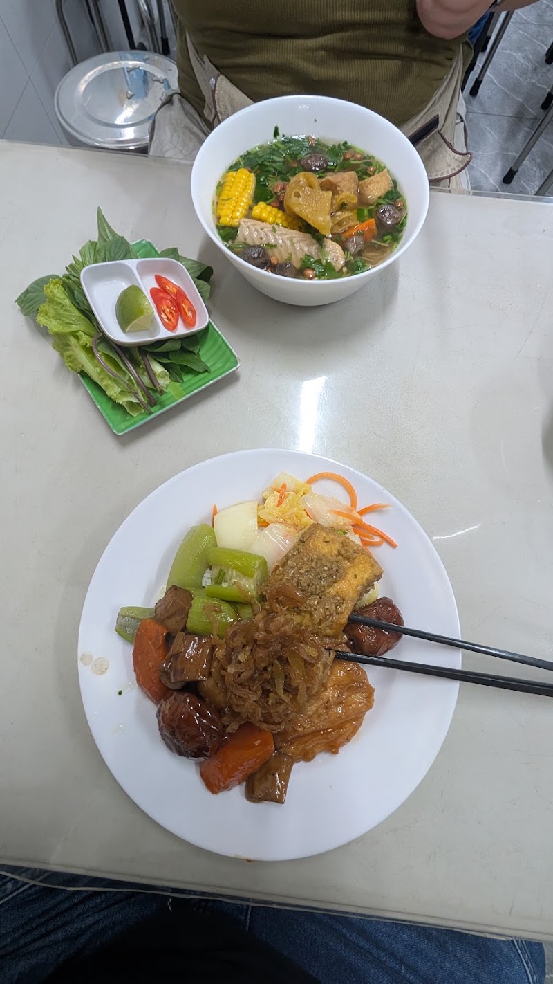 Bánh mì chay Bà Du - Bánh mì chay Bà Du T10 Nguyễn Hữu Hào, Khánh Hội, Hồ Chí Minh, Vietnam