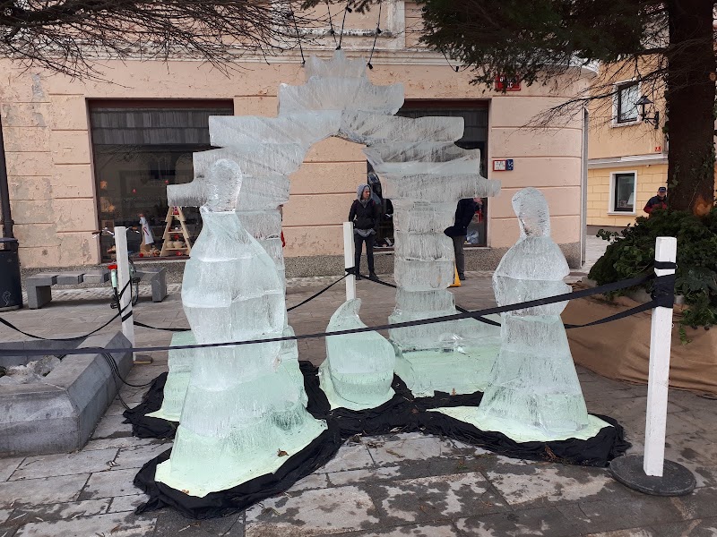 Zavod za turizem Kranj - Zavod za turizem Kranj Glavni trg 2, 4000 Kranj, Slovenia