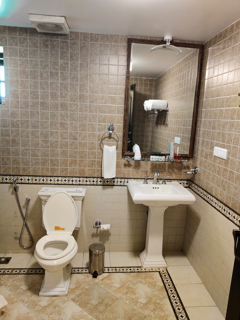 Parisons Plantation Experiences by ABAD, Wayanad - Parisons Plantation Experiences by ABAD, Wayanad Thalappuzha Police Station Rd, Thalappuzha, Thavinhal, Kerala 670644, India