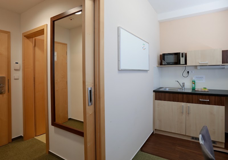 Hotel FBA - Hotel FBA, K Letišti 934, 161 00 Praha 6-Ruzyně, Czechia