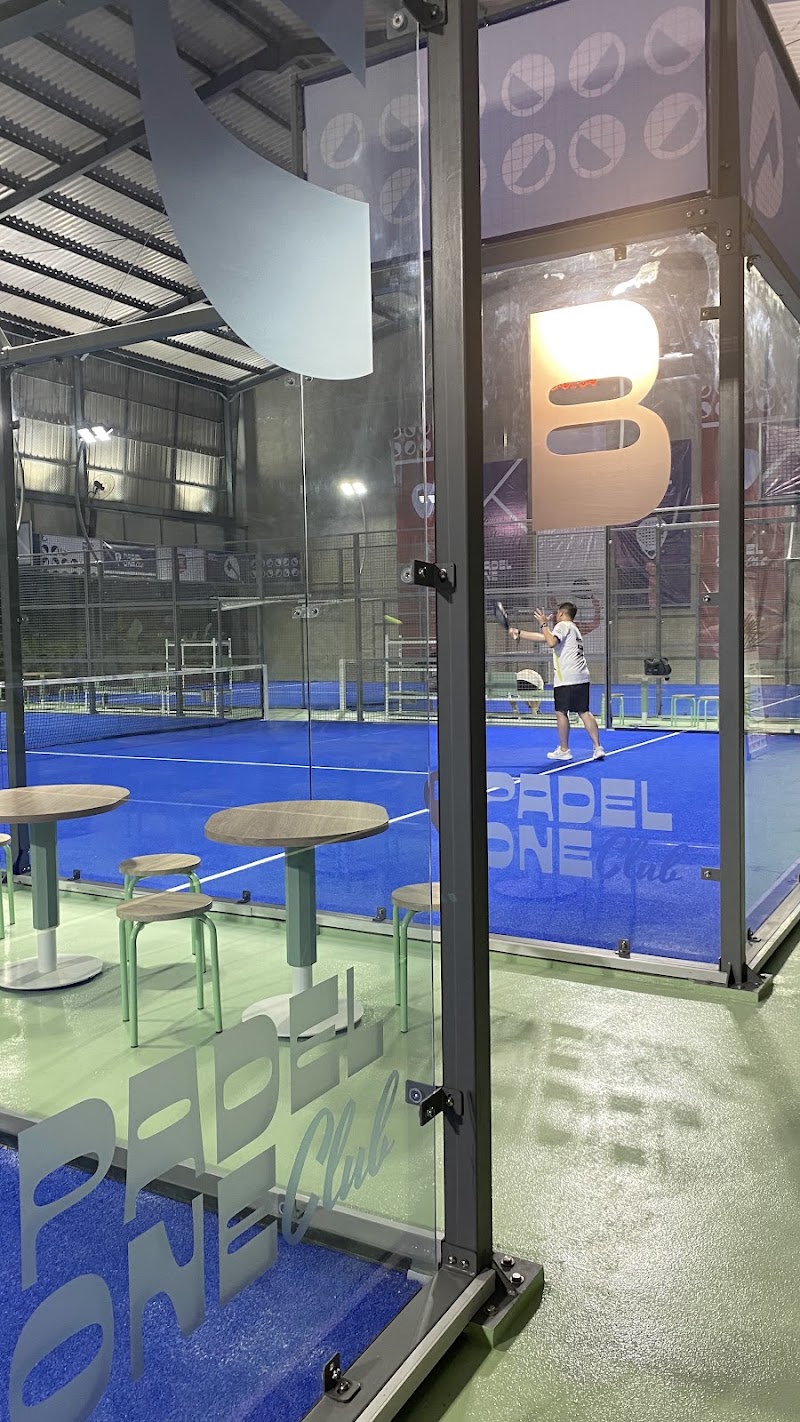 Padel One Club - Padel One Club Jl. Kedoya Pesing No.18e, RT.2/RW.7, Kedoya Utara, Kec. Kb. Jeruk, Kota Jakarta Barat, Daerah Khusus Ibukota Jakarta 11520, Indonesia