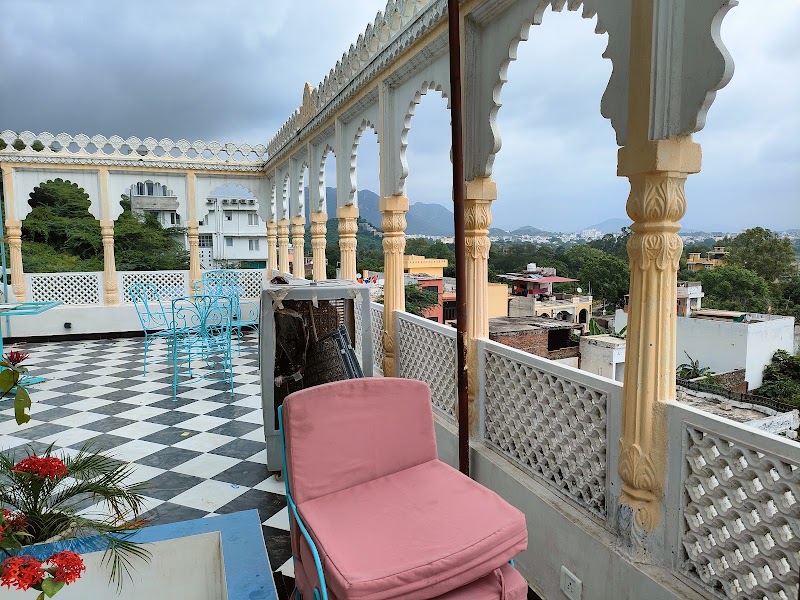View Lake Village heritage botique homestay - View Lake Village heritage botique homestay Sita Mata Colony, Rani Rd, Sisarma, Shavri Colony, Udaipur, Rajasthan 313031, India