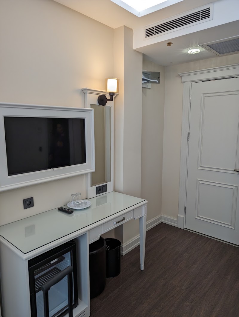 MORAVA HOTEL - MORAVA HOTEL, Saraç İshak, Mollabey Sk. NO:5, 34130 Fatih/İstanbul, Türkiye