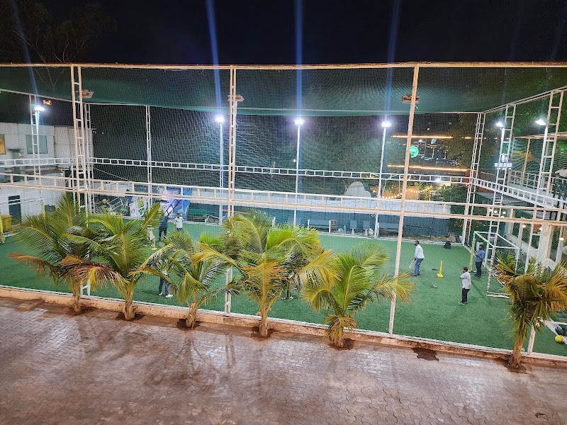URBAN JUNCTION - URBAN JUNCTION 8GVX+46V @Urban junction drive-in, Nagarjuna Sagar Ring Rd, Mohan Nagar, Vivekananda Colony, L. B. Nagar, Hyderabad, Telangana 500074, India