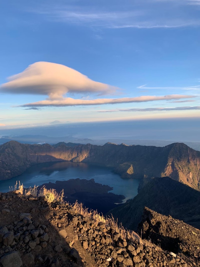 Rinjani Trek Adventure | Mount Rinjani Tour guide Company, Lombok trekking package information - Rinjani Trek Adventure | Mount Rinjani Tour guide Company, Lombok trekking package information, Jl. Pariwisata, dusun magling, Senaru, Kec. Bayan, Kabupaten Lombok Utara, Nusa Tenggara Bar. 83354, Indonesia