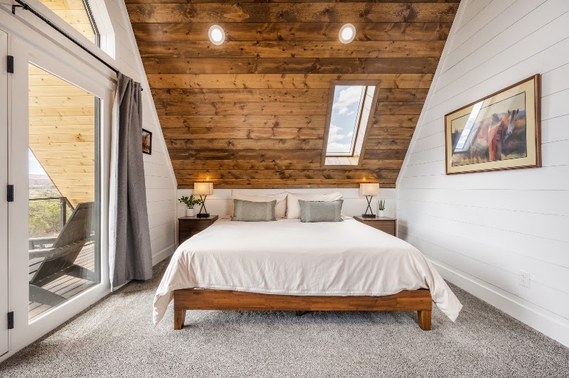 The Cabins at Capitol Reef - The Cabins at Capitol Reef 1159 Morning Dove Ln, Torrey, UT 84775, USA
