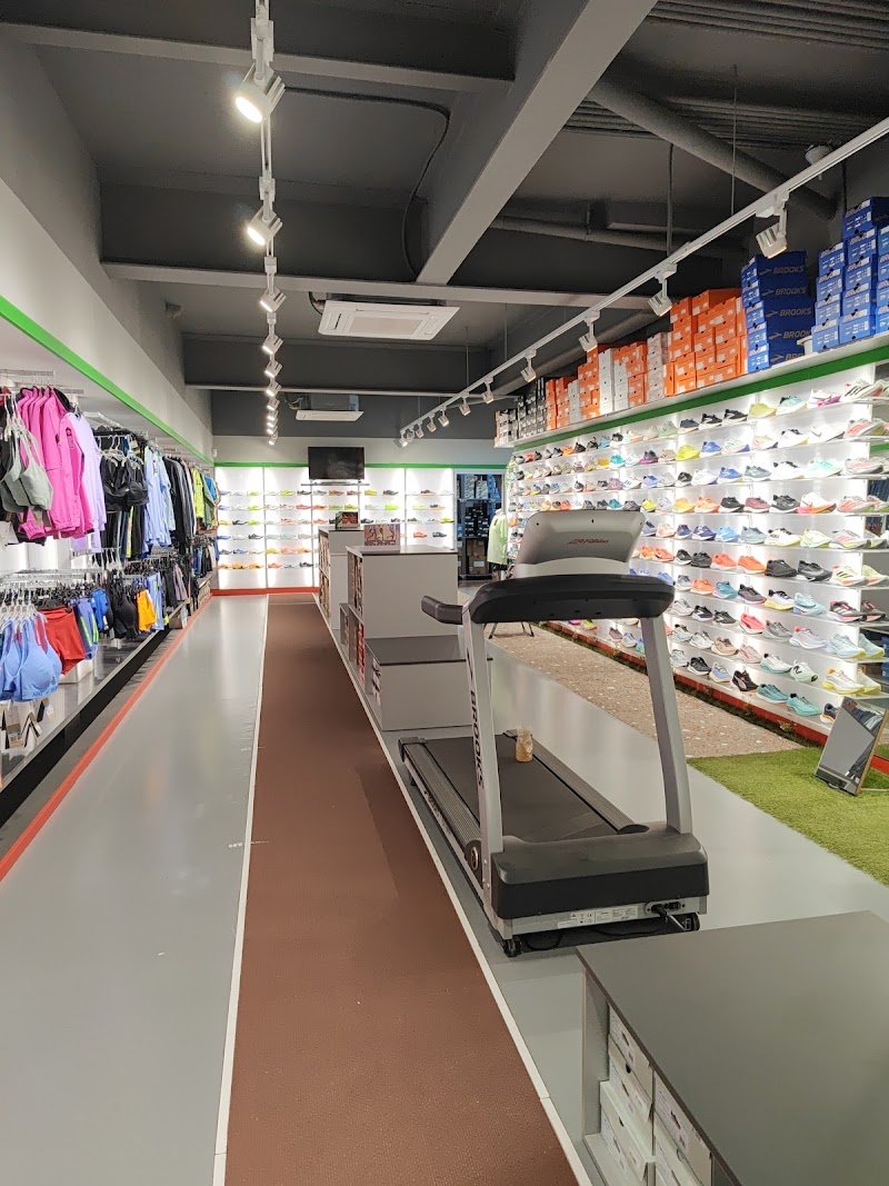 BIKILA Barcelona - BIKILA Barcelona, Passeig de Pujades, 7, Ciutat Vella, 08018 Barcelona, Spain