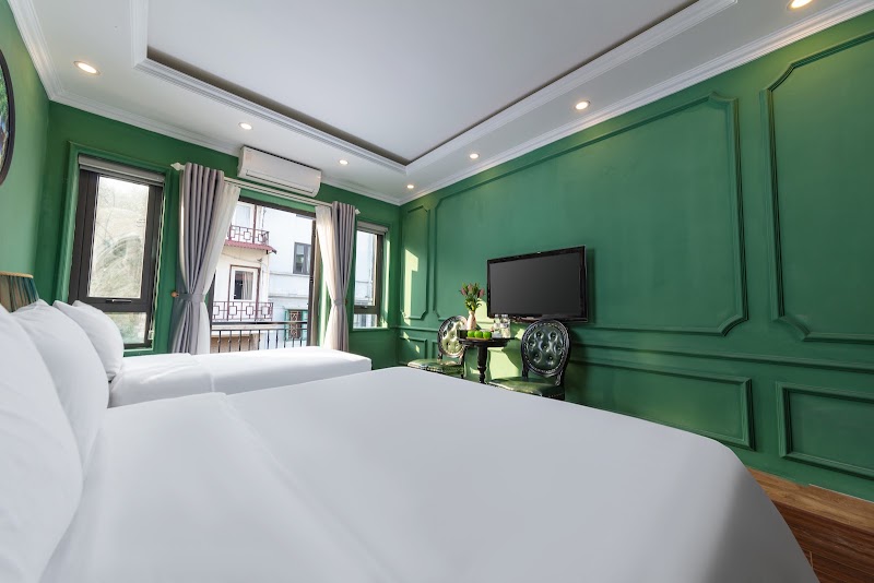 Madelise Adora Hotel & Travel - Madelise Adora Hotel & Travel, 111 Mã Mây, Phố cổ Hà Nội, Hoàn Kiếm, Hà Nội, Vietnam