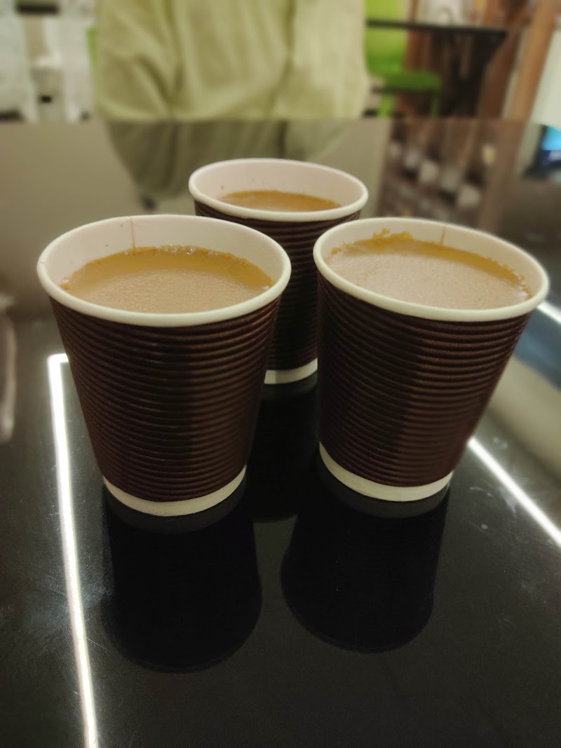 Honey Bee Cafe & Bakery - Honey Bee Cafe & Bakery, Gate, BHU, Honey Bee, Seer, Seer Govardhanpur, Varanasi, Sear Govardhan Dafi, Uttar Pradesh 221011, India
