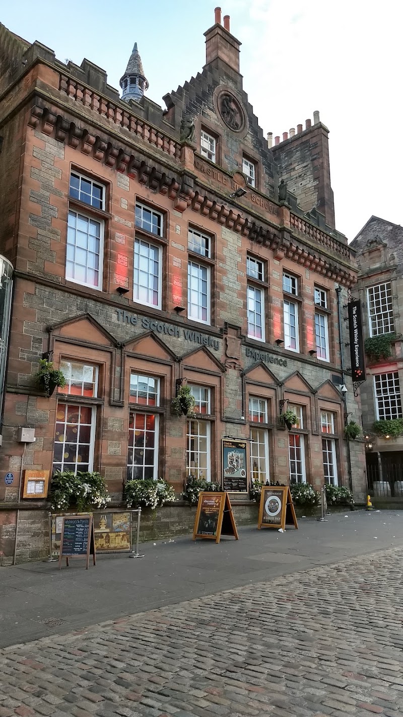 354 Castlehill - 354 Castlehill, Edinburgh EH1 2NE, UK