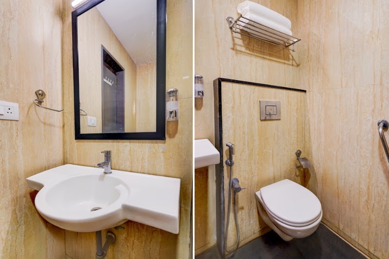 Super Townhouse by OYO Kanakpura Road Formerly Panchavati Comforts - Super Townhouse by OYO Kanakpura Road Formerly Panchavati Comforts, 253/6&7, Vasanthapura Main Road, Kanakapura Main Rd, near Yelachenahalli Metro Station, Prasanti Nagar, ISRO Layout, Bengaluru, Karnataka 560111, India