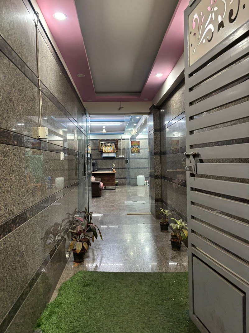 Ashraya luxury hostel for gents - Ashraya luxury hostel for gents 76, 27th Main Rd, near IQRA School, Old Madiwala, Jay Bheema Nagar, 1st Stage, BTM 1st Stage, Bengaluru, Karnataka 560068, India