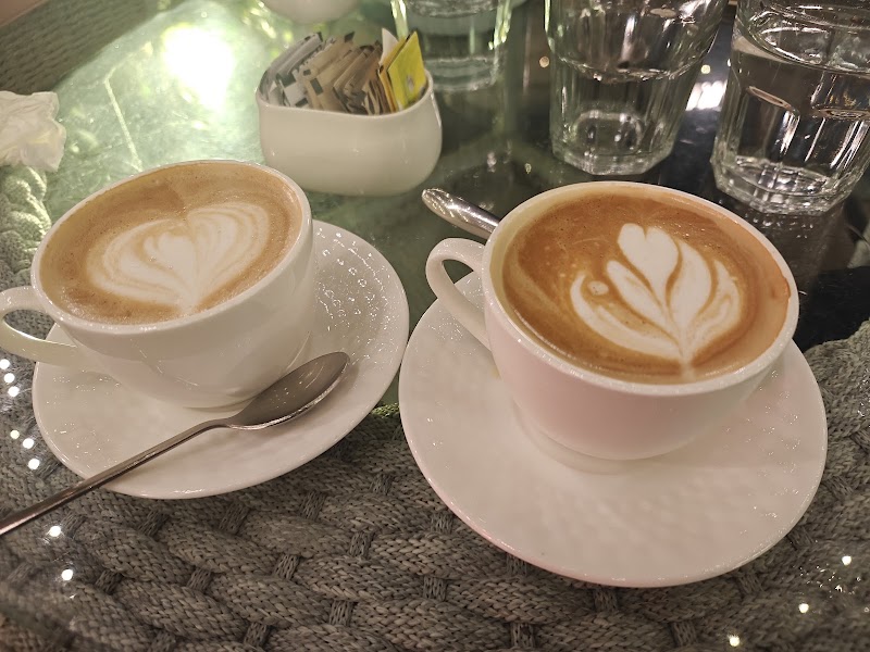 Fifth Avenue Cafe And Bakery - Fifth Avenue Cafe And Bakery 32, milestones, Delhi - Jaipur Expy, Sector 15 Part 2, Sector 15, Gurugram, Haryana 122001, India
