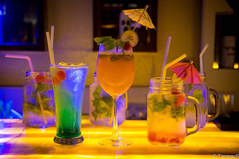 Chill N Grill - Chill N Grill Poonam Arcade, Residency Rd, Sadar, Nagpur, Maharashtra 440001, India