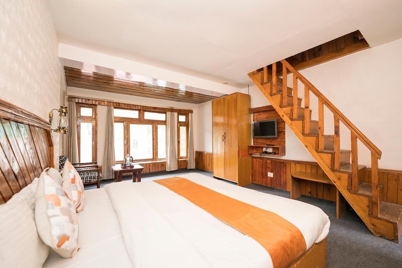 Shanti Cafe - Signature Stays Manali - Shanti Cafe - Signature Stays Manali River Bank, near Clubhouse Road, Old Manali, Manali, Himachal Pradesh 175131, India