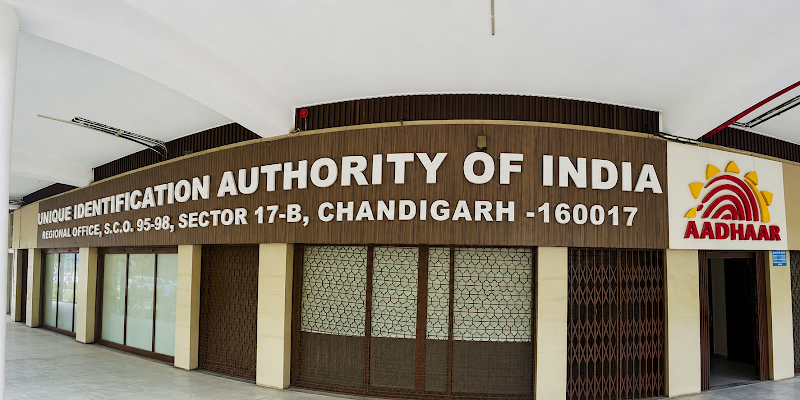 UIDAI RO Chandigarh - UIDAI RO Chandigarh, SCO 95-98, Bank Square, 17B, Sector 17, Chandigarh, 160017, India
